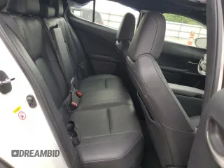 2019 Lexus UX 200 z VIN JTHY3JBH5K2011827, wystawiony jako Copart lot #60701205 z przebiegiem 55 736 mil mil oraz Szkoda całkowita • Salvage title. Historia ofert i sprzedaży dostępna na DreamBid. Obrazek 10.