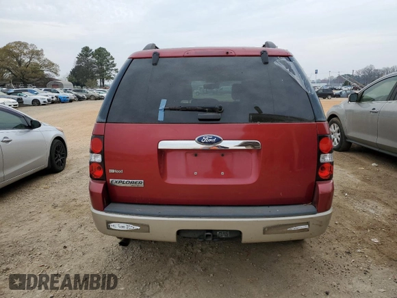 2008 Ford Explorer Eddie Bauer с VIN 1FMEU64E48UA07598, выставлен на аукционе Copart как лот 84238334 с пробегом 143 950 миль миль и Чистый • Clean title. История ставок и продаж доступна на DreamBid. Изображение 6.
