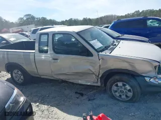 1998 Nissan Frontier 2WD XE with VIN 1N6DD26S5WC366647, listed as a IAAI auction lot 41833252 with 125,633 mi miles. Bid and sale history available at carsss.com. Image 13.