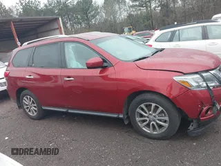 2015 Nissan Pathfinder S with VIN 5N1AR2MN9FC689700, listed as a IAAI auction lot 41561038 with 161,038 mi miles. Bid and sale history available at carsss.com. Image 13.
