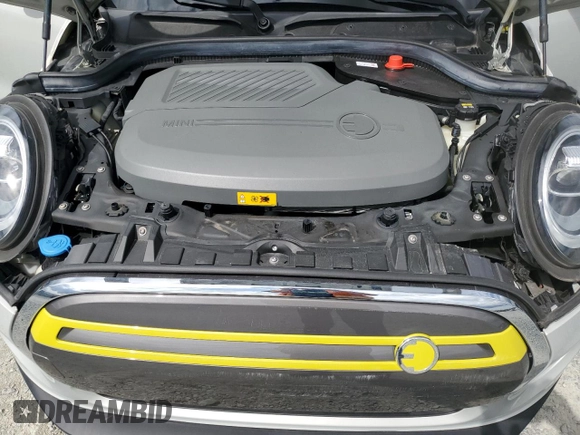 2020 MINI Hardtop Cooper SE with VIN WMWXP3C08L2M32462, listed as a Copart auction lot 88352115 with 19,390 mi miles and Clean Title. Bid and sale history available at DreamBid. Image 11.