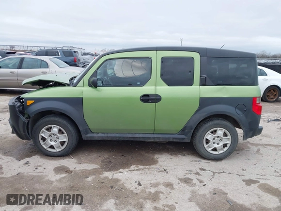 2008 Honda Element LX with VIN 5J6YH18398L010675, listed as a IAAI auction lot 41566100 with 132,876 mi miles and . Bid and sale history available at DreamBid. Image 14.