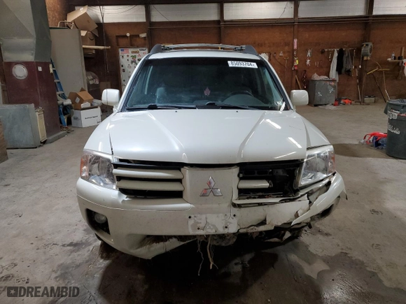 2005 Mitsubishi Endeavor Limited with VIN 4A4MN41S35E070945, listed as a Copart auction lot 85093704 with 125,016 mi miles and Salvage Title. Bid and sale history available at carsss.com. Image 5.