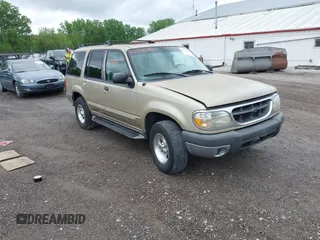 1999 Ford Explorer XLT with VIN 1FMZU34E0XZB98745, listed as a IAAI auction lot 42291282 with 174,133 mi miles and . Bid and sale history available at DreamBid. Image 1.