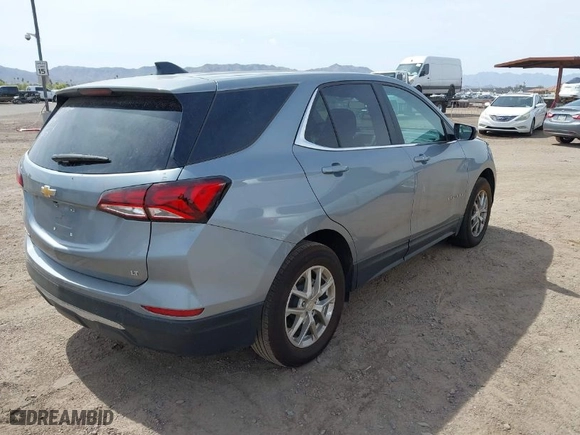 2024 Chevrolet Equinox LT with VIN 3GNAXKEG8RS146886, listed as a IAAI auction lot 41939837 with 35,599 mi miles. Bid and sale history available at carsss.com. Image 4.