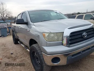 2007 Toyota Tundra SR5 with VIN 5TBEV54197S458921, listed as a IAAI auction lot 41789352 with 272,246 mi miles. Bid and sale history available at carsss.com. Image 1.