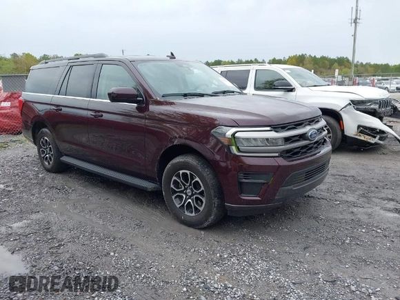 2024 Ford Expedition Max XLT with VIN 1FMJK1J86REA15767, listed as a IAAI auction lot 41922748 with 33,271 mi miles and . Bid and sale history available at DreamBid. Image 1.