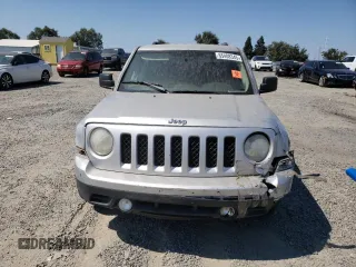 2011 Jeep Patriot Sport with VIN 1J4NT1GB5BD252536, listed as a Copart auction lot 65408345 with 195,394 mi miles and Clean title. Bid and sale history available at DreamBid. Image 5.