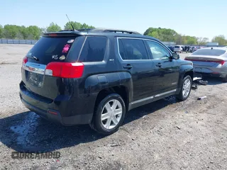 2011 GMC Terrain SLT-1 with VIN 2CTALUEC5B6335937, listed as a IAAI auction lot 41976373 with 198,674 mi miles and . Bid and sale history available at carsss.com. Image 4.