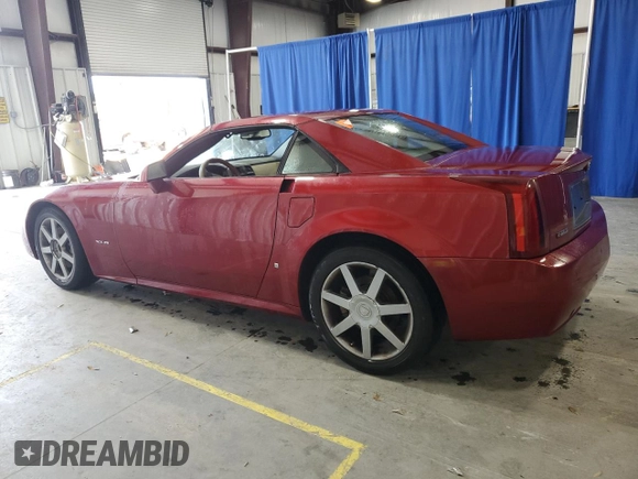 2008 Cadillac XLR z VIN 1G6YV36A985600829, wystawiony jako Copart lot #53833715 z przebiegiem 31 039 mil mil oraz Czysty tytuł • Clean title. Historia ofert i sprzedaży dostępna na DreamBid. Obrazek 2.