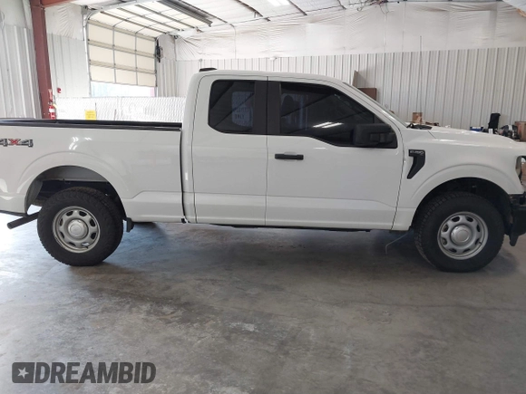 2021 Ford F-150 XL with VIN 1FTEX1EB2MFA42612, listed as a IAAI auction lot 41490273 with 109,896 mi miles and . Bid and sale history available at DreamBid. Image 14.