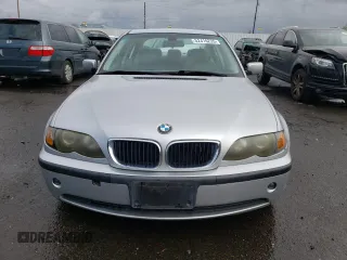 2004 BMW 3 Series 325i with VIN WBAAZ33414KP84853, listed as a Copart auction lot 52410235 with 109,397 mi miles and Clean Title. Bid and sale history available at carsss.com. Image 5.