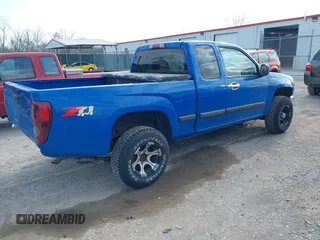2007 Chevrolet Colorado LT w/1LT with VIN 1GCDT19E878104826, listed as a IAAI auction lot 42068975 with 262,741 mi miles. Bid and sale history available at carsss.com. Image 4.