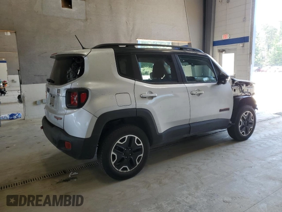 2016 Jeep Renegade Trailhawk with VIN ZACCJBCT3GPD16931, listed as a Copart auction lot 61857235 with 52,490 mi miles and Salvage title. Bid and sale history available at DreamBid. Image 3.