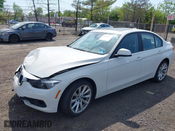 2018 BMW 3 Series 320i xDrive with VIN WBA8A3C5XJA505321, listed as a IAAI auction lot 42146927 with 47,547 mi miles and . Bid and sale history available at DreamBid. Image 18.