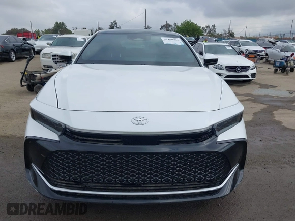 2023 Toyota Crown XLE с VIN JTDAAAAF5P3003219, выставлен на аукционе IAAI как лот 42109726 с пробегом 6 176 миль миль и . История ставок и продаж доступна на DreamBid. Изображение 12.