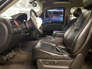 2007 GMC Yukon XL SLT z VIN 1GKFK16377J349144, wystawiony jako Copart lot #84300374 z przebiegiem Nie podano mil oraz Szkoda całkowita • Salvage title. Historia ofert i sprzedaży dostępna na DreamBid. Obrazek 7.