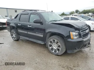 2011 Chevrolet Avalanche LS with VIN 3GNMCEE01BG269905, listed as a Copart auction lot 72183764 with 102,632 mi miles and Salvage Title. Bid and sale history available at carsss.com. Image 4.