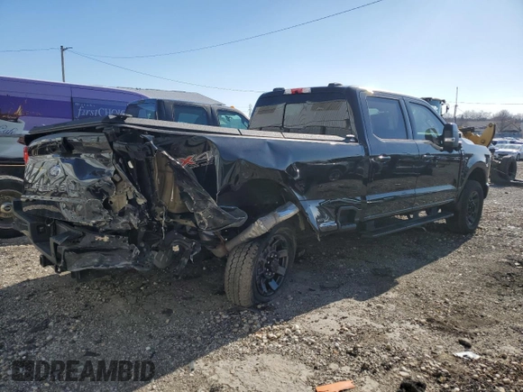 2024 Ford Super Duty F-250 SRW XL with VIN 1FT8W2BN0RED75067, listed as a Copart auction lot 44022895 with 15,870 mi miles and Salvage Title. Bid and sale history available at carsss.com. Image 3.