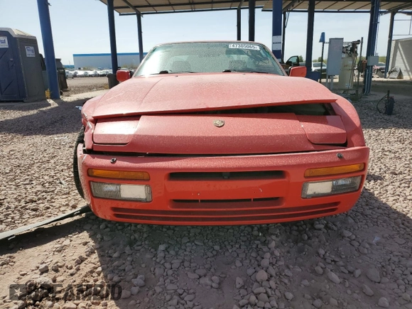 1986 Porsche 944 z VIN WP0AA0954GN154787, wystawiony jako Copart lot #47305065 z przebiegiem 73 671 mil mil oraz Szkoda całkowita • Salvage title. Historia ofert i sprzedaży dostępna na DreamBid. Obrazek 5.