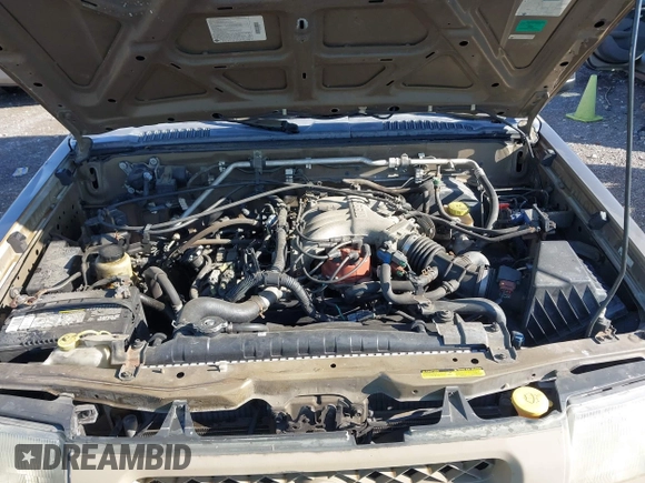 2001 Nissan Xterra XE with VIN 5N1ED28T41C525367, listed as a IAAI auction lot 42036198 with 246,114 mi miles and . Bid and sale history available at DreamBid. Image 10.