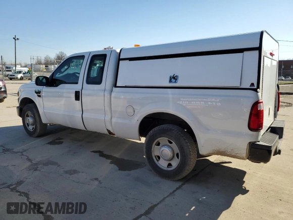2008 Ford Super Duty F-250 SRW XL with VIN 1FTNX20518EA74678, listed as a Copart auction lot 50978195 with 190,786 mi miles and Clean Title. Bid and sale history available at carsss.com. Image 2.