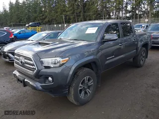 2016 Toyota Tacoma SR with VIN 5TFCZ5AN3GX010520, listed as a IAAI auction lot 41699080 with 65,877 mi miles. Bid and sale history available at carsss.com. Image 18.