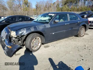 2008 Chrysler 300 C with VIN 2C3LK63H28H222790, listed as a Copart auction lot 81901394 with 77,026 mi miles and Salvage Title. Bid and sale history available at carsss.com. Image 1.
