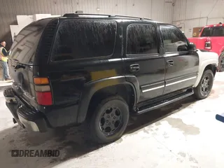 2005 Chevrolet Tahoe LS z VIN 1GNEK13T65J189354, wystawiony jako IAAI lot #42307925 z przebiegiem 166 521 mil mil oraz . Historia ofert i sprzedaży dostępna na DreamBid. Obrazek 4.