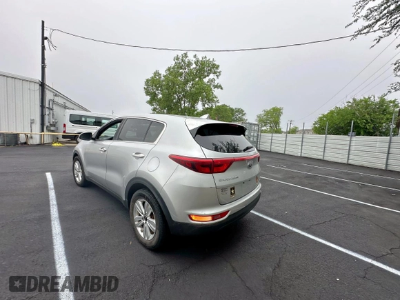 2019 Kia Sportage LX with VIN KNDPM3AC1K7513099, listed as a Copart auction lot 55706075 with 194,886 mi miles and Clean Title. Bid and sale history available at carsss.com. Image 3.