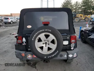 2007 Jeep Wrangler Unlimited Sahara with VIN 1J8GA59117L188579, listed as a Copart auction lot 79823624 with 68,322 mi miles and Clean Title. Bid and sale history available at carsss.com. Image 6.