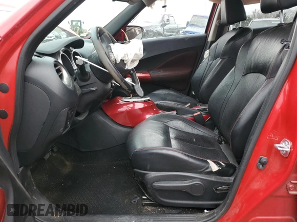 2015 Nissan Juke SL z VIN JN8AF5MV4FT552408, wystawiony jako Copart lot #45584165 z przebiegiem 90 289 mil mil oraz Szkody całkowita. Historia ofert i sprzedaży dostępna na DreamBid. Obrazek 7.