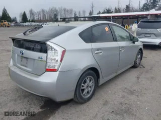 2010 Toyota Prius II with VIN JTDKN3DU8A0013301, listed as a IAAI auction lot 41809220 with 212,983 mi miles. Bid and sale history available at carsss.com. Image 4.