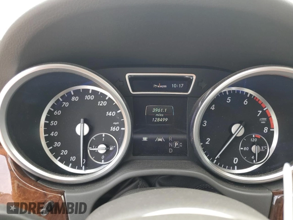 2013 Mercedes-Benz M 350 with VIN 4JGDA5HB9DA203627, listed as a Copart auction lot 60377625 with 128,499 mi miles and Clean title. Bid and sale history available at DreamBid. Image 9.