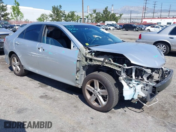 2013 Toyota Camry L with VIN 4T1BF1FK4DU249076, listed as a IAAI auction lot 42008768 with 85,030 mi miles. Bid and sale history available at carsss.com. Image 1.