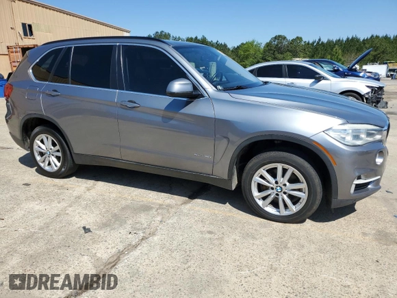 2014 BMW X5 sDrive35i with VIN 5UXKR2C56E0H33647, listed as a Copart auction lot 52218705 with 192,848 mi miles and Clean Title. Bid and sale history available at carsss.com. Image 4.