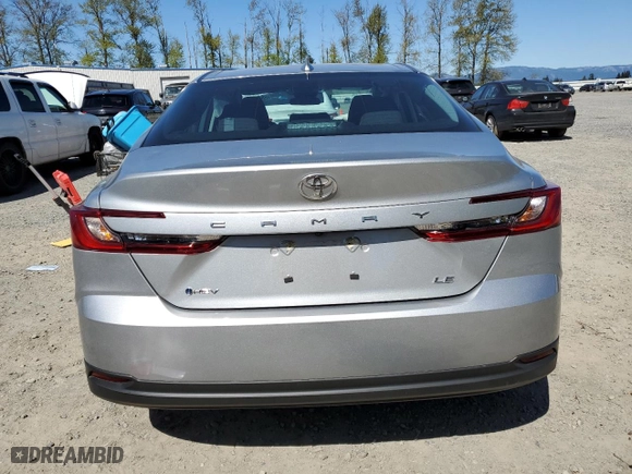 2025 Toyota Camry LE with VIN 4T1DAACK6SU115887, listed as a Copart auction lot 53699295 with 9,083 mi miles and Clean Title. Bid and sale history available at carsss.com. Image 6.