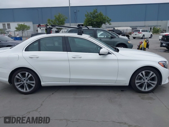 2015 Mercedes-Benz C-Class C 300 Luxury with VIN 55SWF4KB2FU035579, listed as a IAAI auction lot 42034880 with 191,819 mi miles. Bid and sale history available at carsss.com. Image 14.