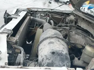 2007 Ford F-150 XL с VIN 1FTRF12297NA63105, выставлен на аукционе IAAI как лот 42288643 с пробегом 260 268 миль миль и . История ставок и продаж доступна на DreamBid. Изображение 15.