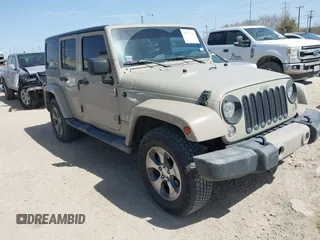 2017 Jeep Wrangler Unlimited Sahara z VIN 1C4BJWEG2HL722403, wystawiony jako IAAI lot #41737744 z przebiegiem 91 819 mil mil oraz . Historia ofert i sprzedaży dostępna na DreamBid. Obrazek 1.