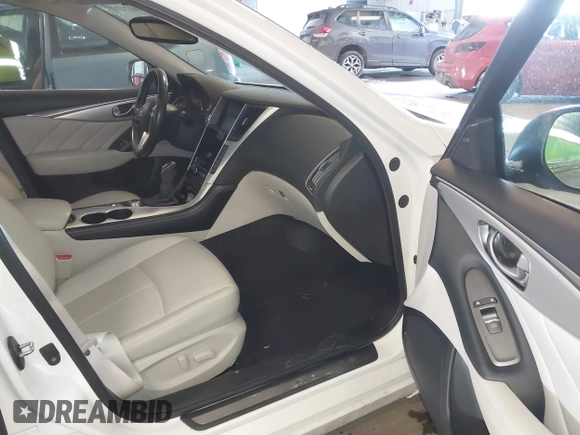 2021 Infiniti Q50 Luxe with VIN JN1EV7BR9MM752020, listed as a IAAI auction lot 41602470 with 61,392 mi miles and . Bid and sale history available at DreamBid. Image 5.