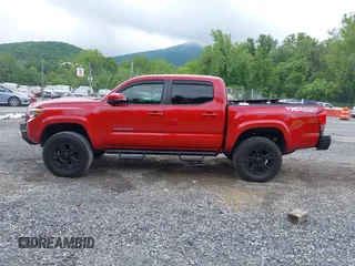 2017 Toyota Tacoma SR5 с VIN 5TFCZ5AN9HX117492, выставлен на аукционе IAAI как лот 42249664 с пробегом 96 781 миль миль и . История ставок и продаж доступна на DreamBid. Изображение 15.