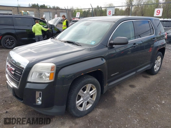 2014 GMC Terrain SLE with VIN 2GKFLVEK2E6277552, listed as a IAAI auction lot 42136511 with 124,804 mi miles. Bid and sale history available at carsss.com. Image 2.