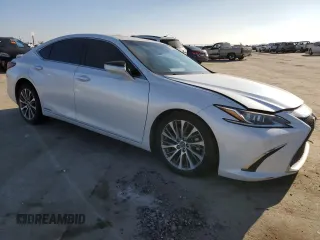 2021 Lexus ES with VIN 58ADA1C18MU002333, listed as a Copart auction lot 89188855 with 88,899 mi miles and Salvage Title. Bid and sale history available at carsss.com. Image 4.