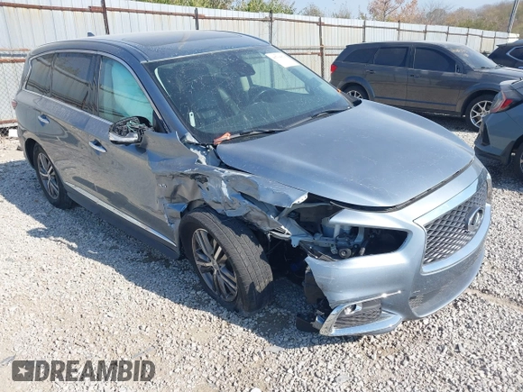 2019 Infiniti QX60 LUXE with VIN 5N1DL0MNXKC569949, listed as a IAAI auction lot 40704078 with 117,592 mi miles. Bid and sale history available at carsss.com. Image 6.