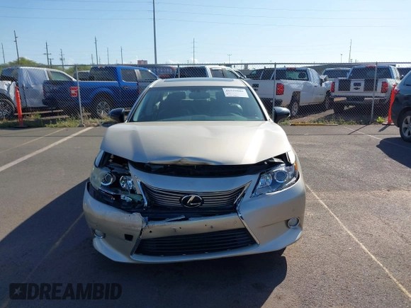 2013 Lexus ES 4dr Sdn with VIN JTHBK1GG1D2023369, listed as a IAAI auction lot 41539886 with 136,492 mi miles. Bid and sale history available at carsss.com. Image 12.