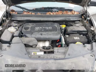 2017 Jeep Cherokee Altitude with VIN 1C4PJLABXHW613975, listed as a IAAI auction lot 42122784 with 101,626 mi miles and . Bid and sale history available at DreamBid. Image 10.