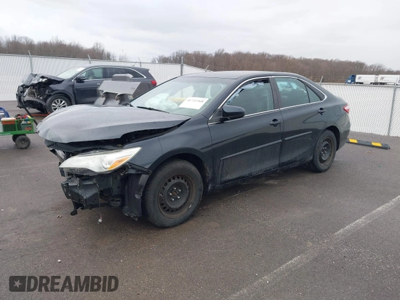 2015 Toyota Camry XLE with VIN 4T1BF1FK0FU079141, listed as a IAAI auction lot 41722368 with 89,201 mi miles. Bid and sale history available at carsss.com. Image 18.