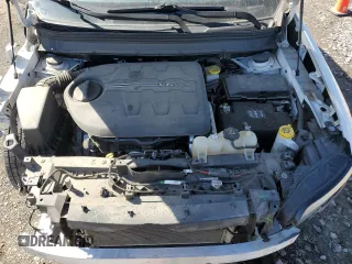 2019 Jeep Cherokee Latitude with VIN 1C4PJMCX5KD172807, listed as a Copart auction lot 48664415 with 128,396 mi miles and Salvage Title. Bid and sale history available at carsss.com. Image 12.
