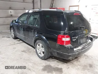 2005 Ford Freestyle Limited with VIN 1FMDK06195GA49784, listed as a IAAI auction lot 41623607 with 179,033 mi miles. Bid and sale history available at carsss.com. Image 3.